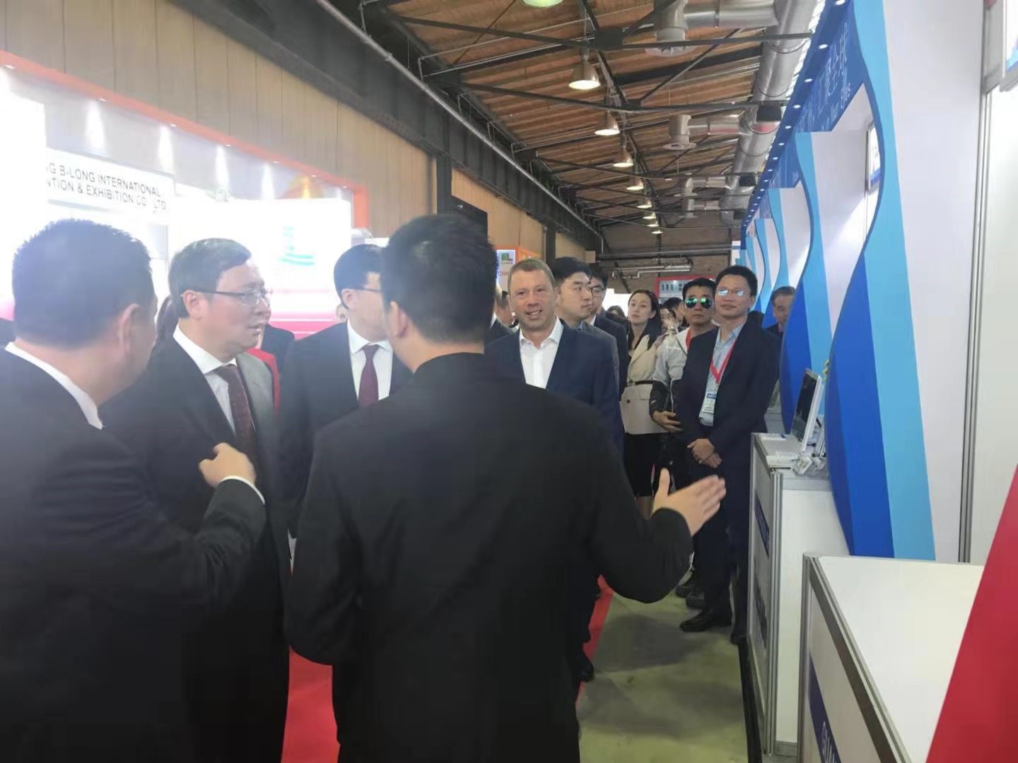 人生就是博手机版IFA展会